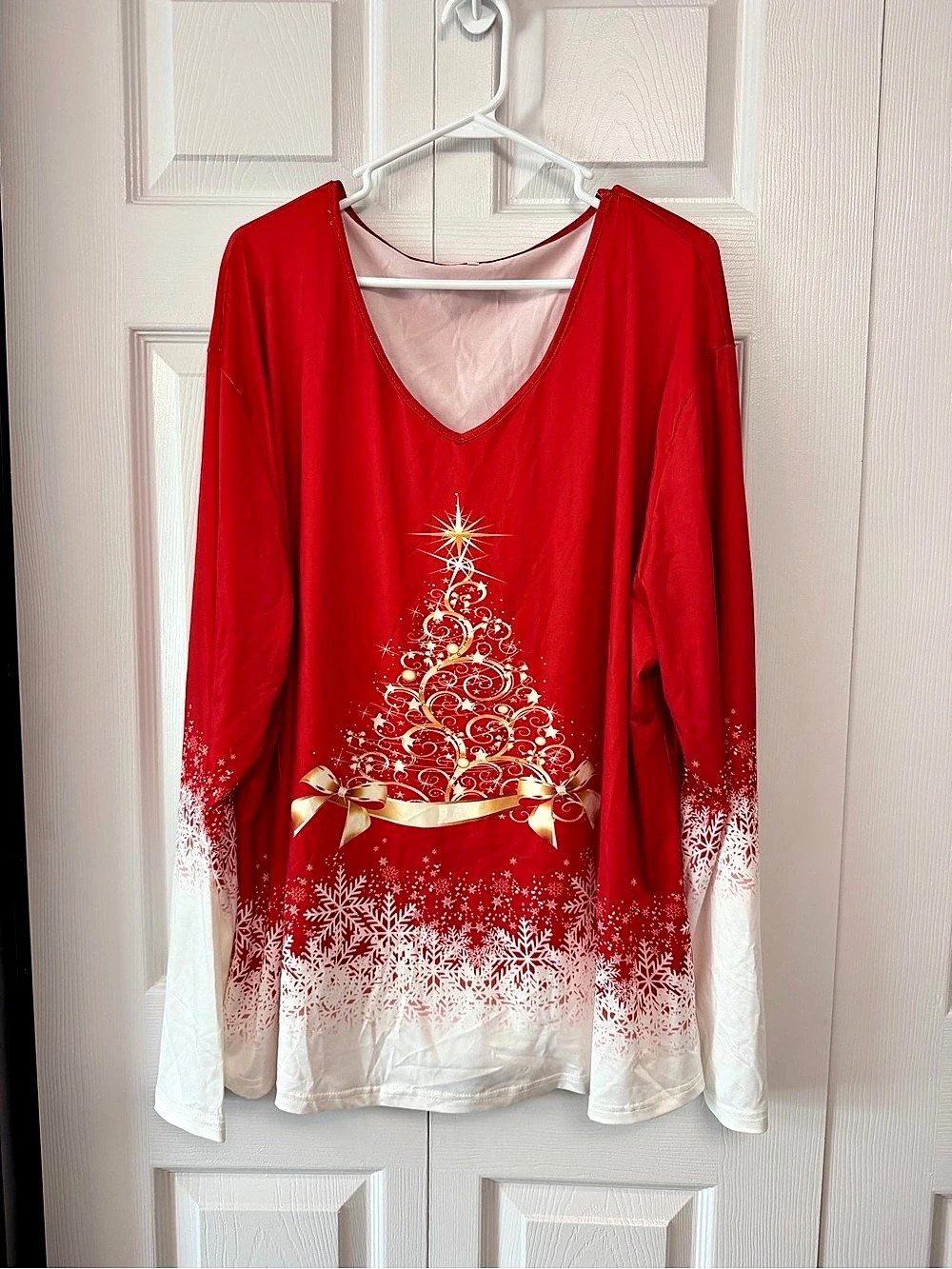 Red & White Long Sleeve Top Size 5XL Like New